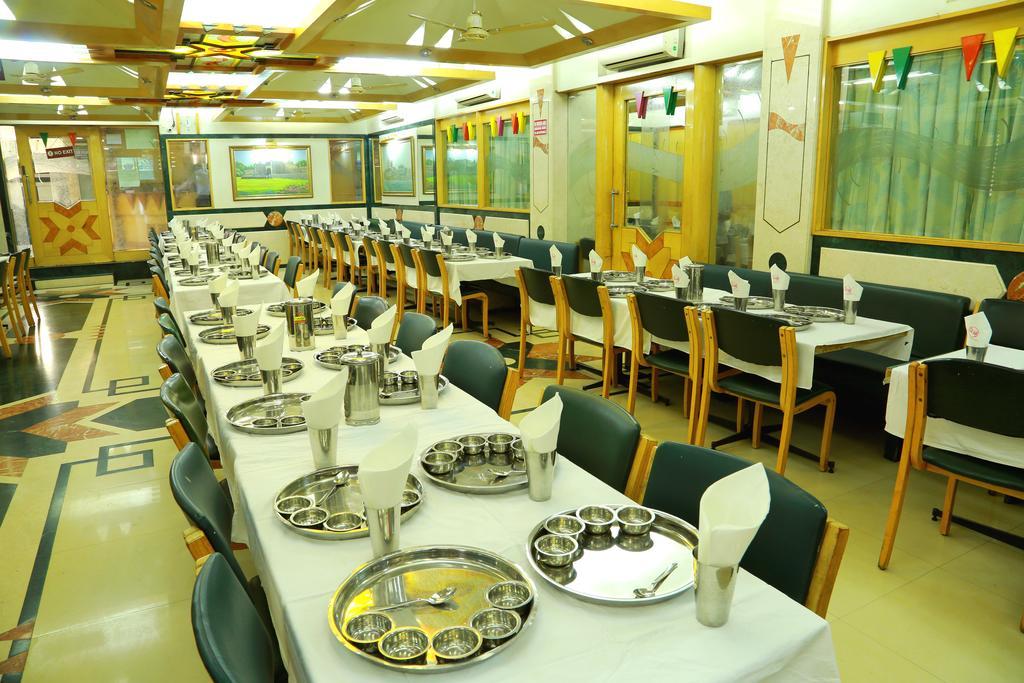 Shreyas Pune